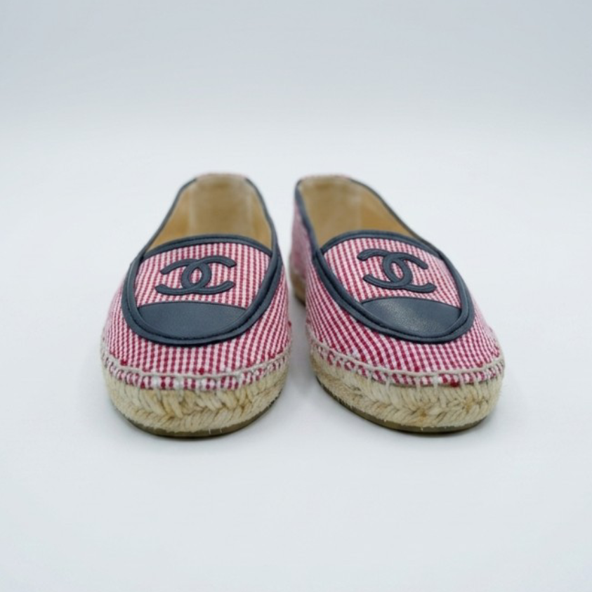 Chanel Preowned Luxury Espadrille Flat Shoes Front Page
