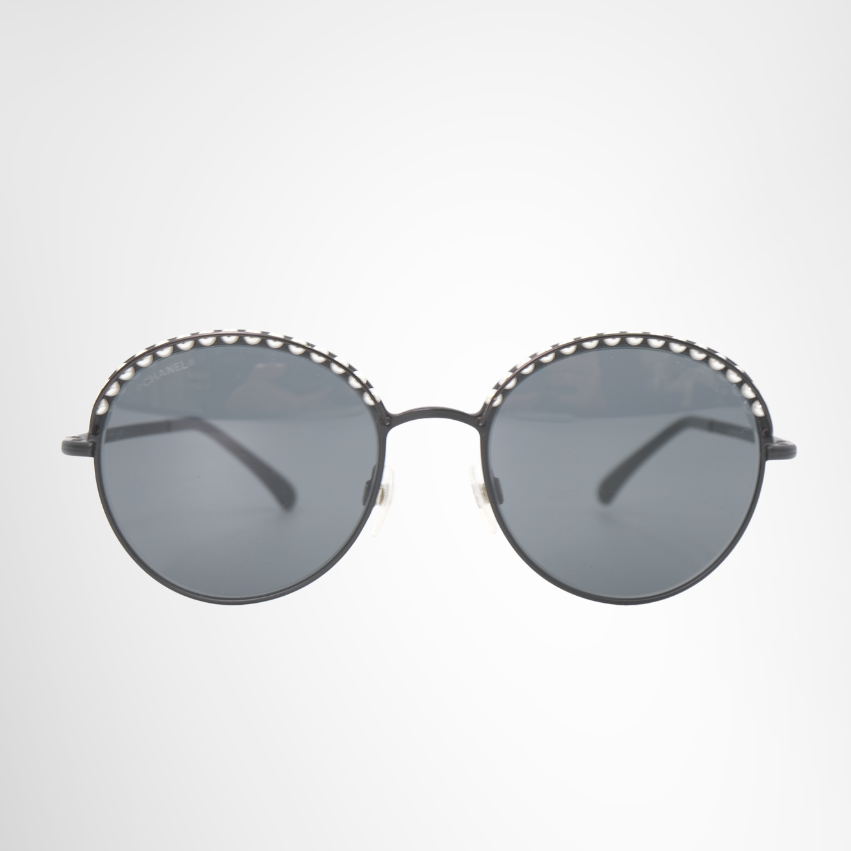 Chanel Preowned Luxury Sunglasses 4234-H Pearl Embellished Round Sunglasses Front View