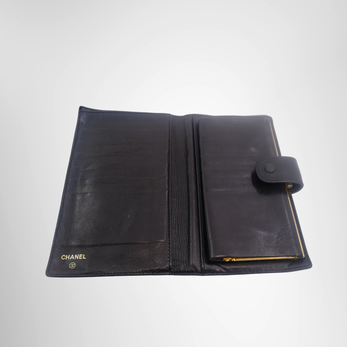 Chanel Preowned Luxury Timeless CC Caviar Long Wallet Inside View2 - Antonio & Co.