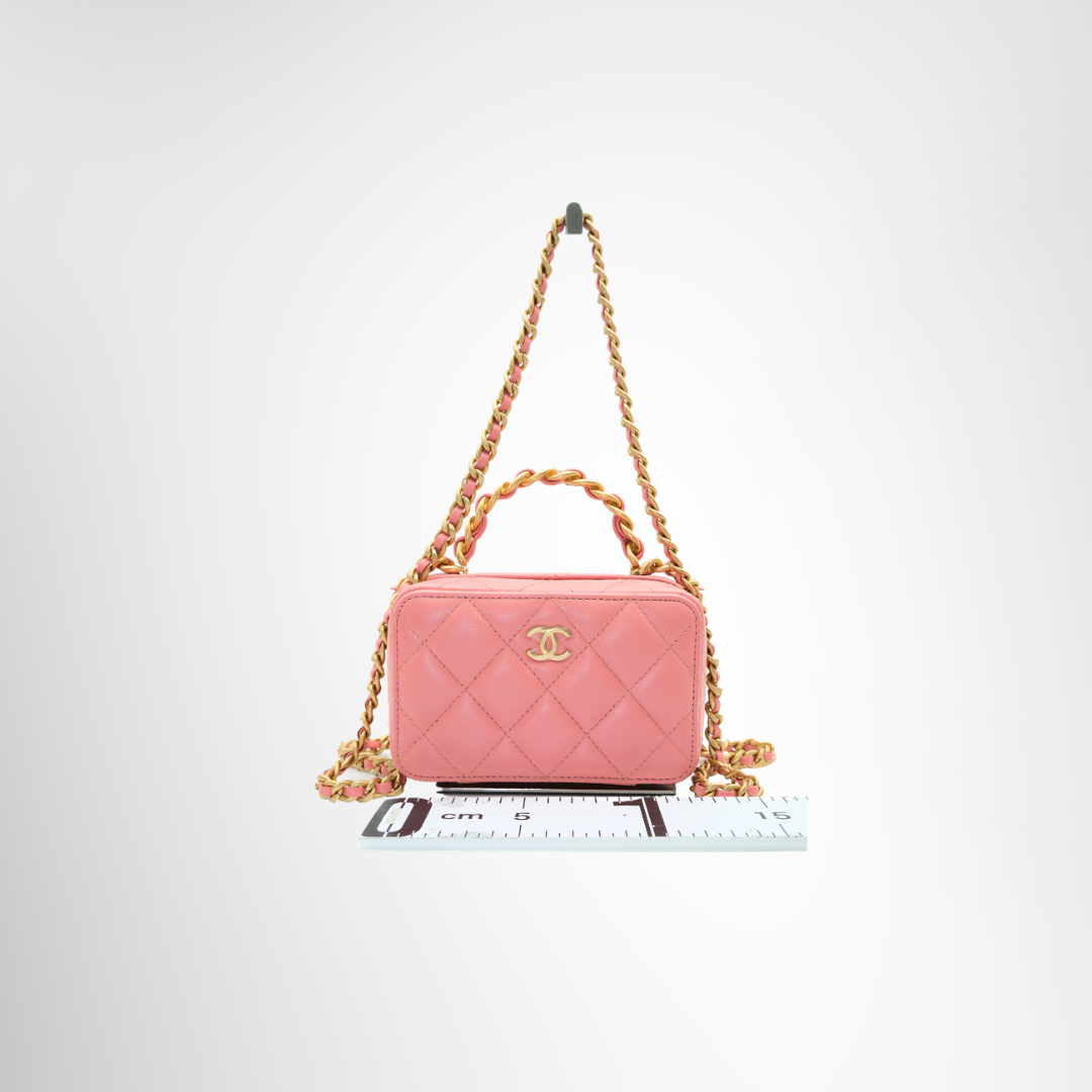 Chanel Preowned Luxury Top Handle Mini Vanity front view