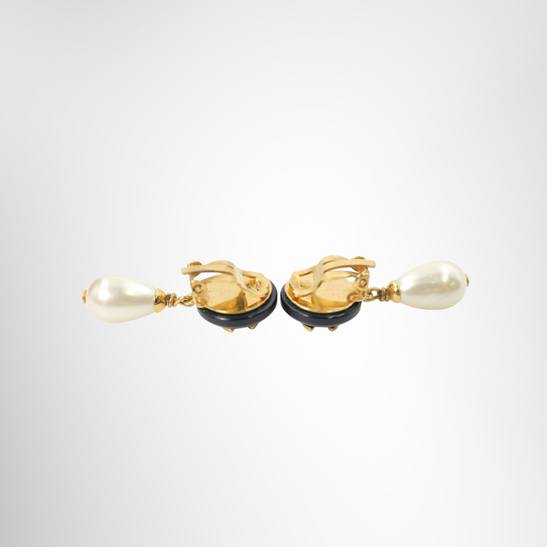 Chanel Preowned Luxury Vintage Black Enamel CC Dangling Faux Pearls Earrings Accessories Side View - Antonio & Co.