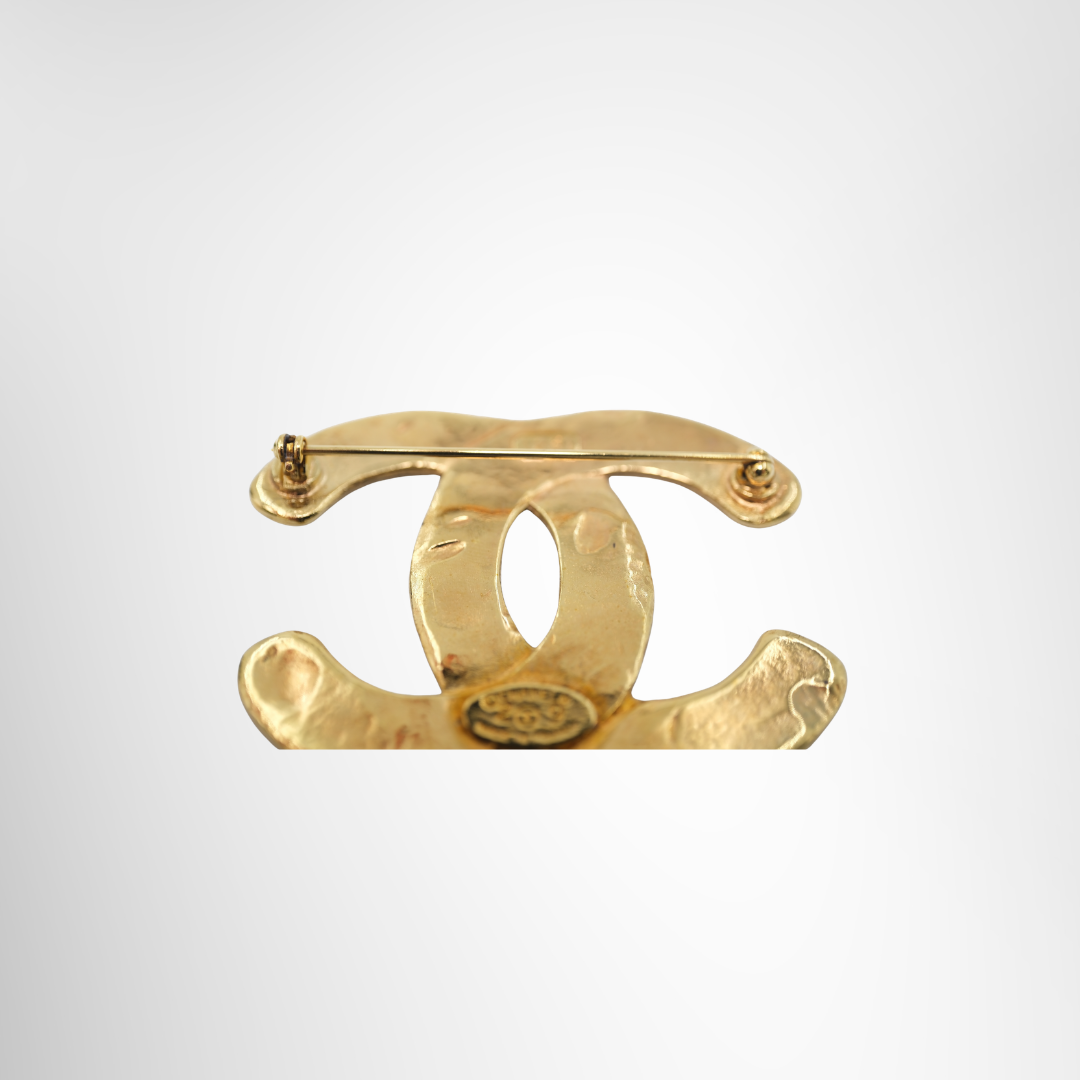 Chanel Preowned Luxury Woven Gold Plated CC Brooch Accessories Back View2 - Antonio & Co.
