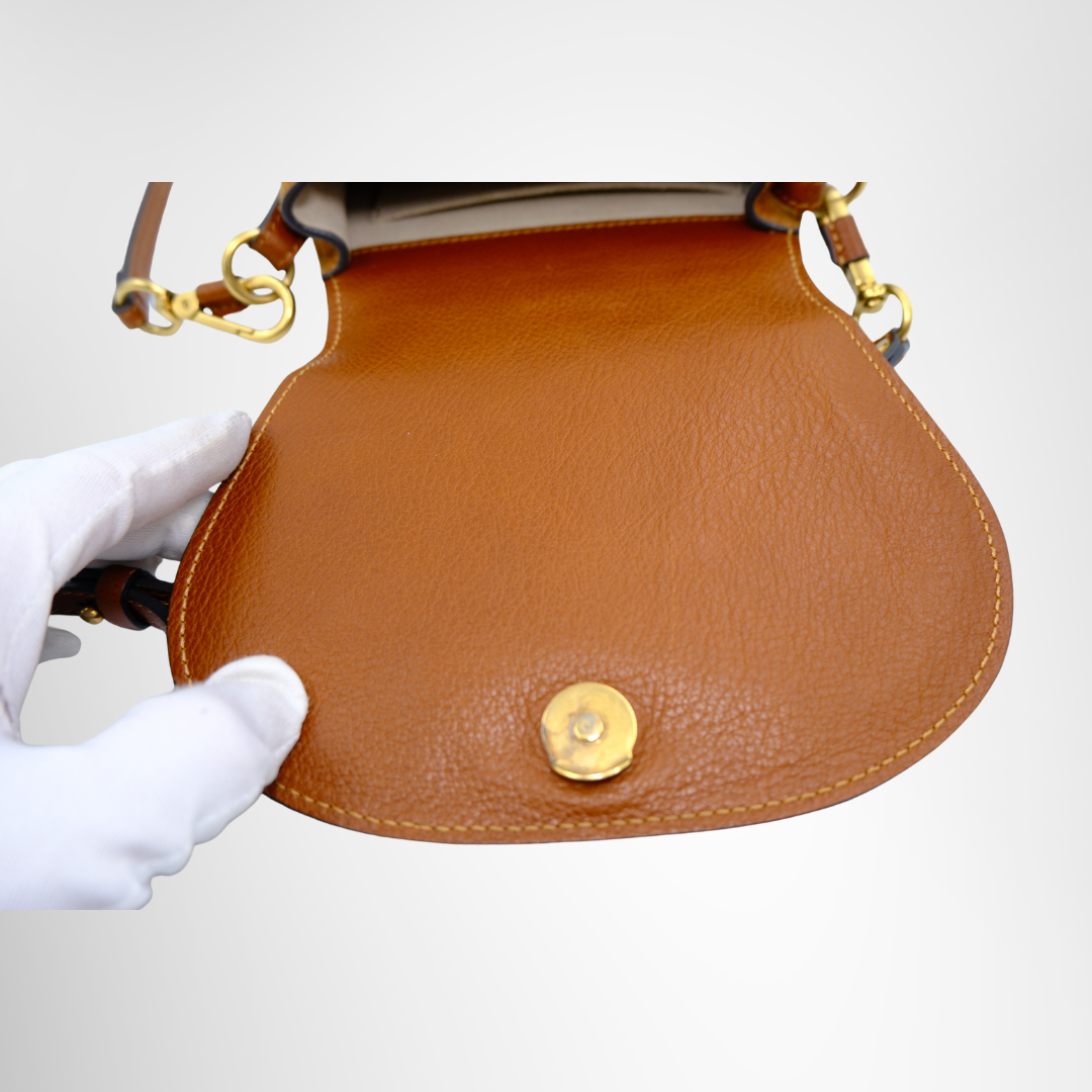 Chloe Pre-Owned Luxury Nile Sling Bag - Antonio & Co. Flap/Cover