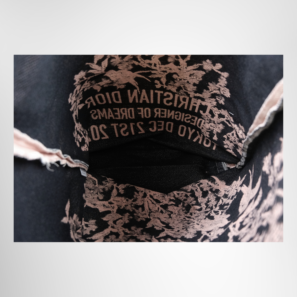 Dream Couture Exhibition Tote Bag Novelty