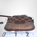 Coach Preowned Luxury Shoulder Bag - Antonio & Co. Bottom Front
