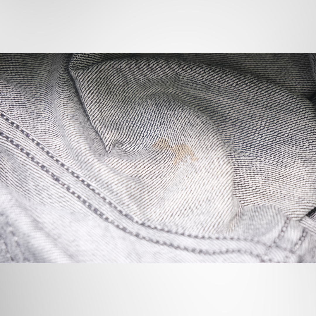 Denim Pants Size 34 – Pre-Owned Luxury Apparel – Antonio & Co – Flaw