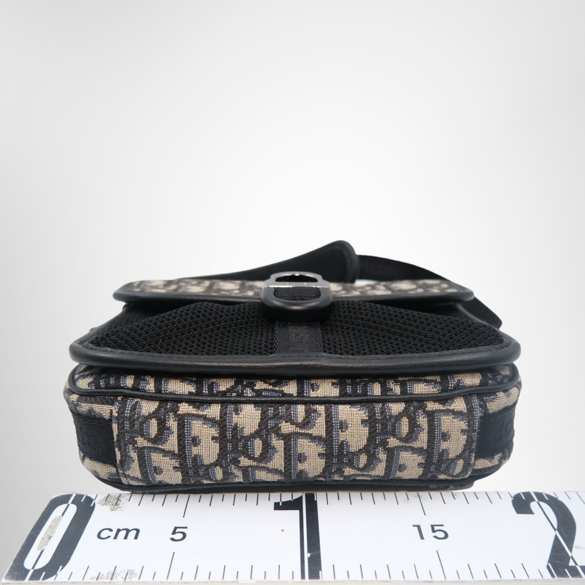 Dior Jacquard 8 Canvas Shoulder Bag – Pre-Owned Luxury Brand Bags – Antonio & Co Bottom VIew 