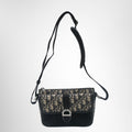 Dior Jacquard 8 Canvas Shoulder Bag – Pre-Owned Luxury Brand Bags – Antonio & Co Front Page