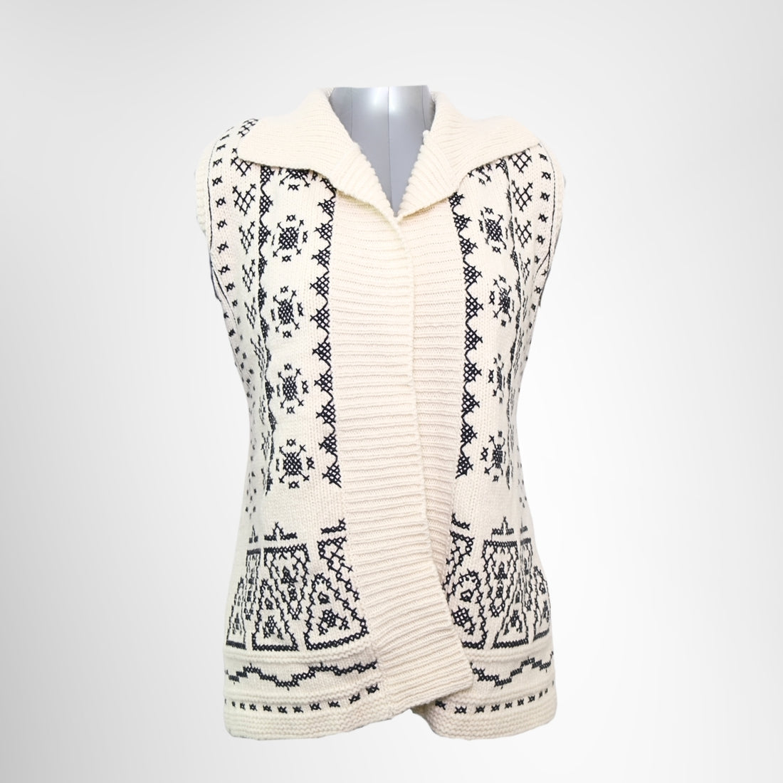 Dior Knit Vest – Pre-Owned Luxury Brand Apparel – Antonio & Co Front Page