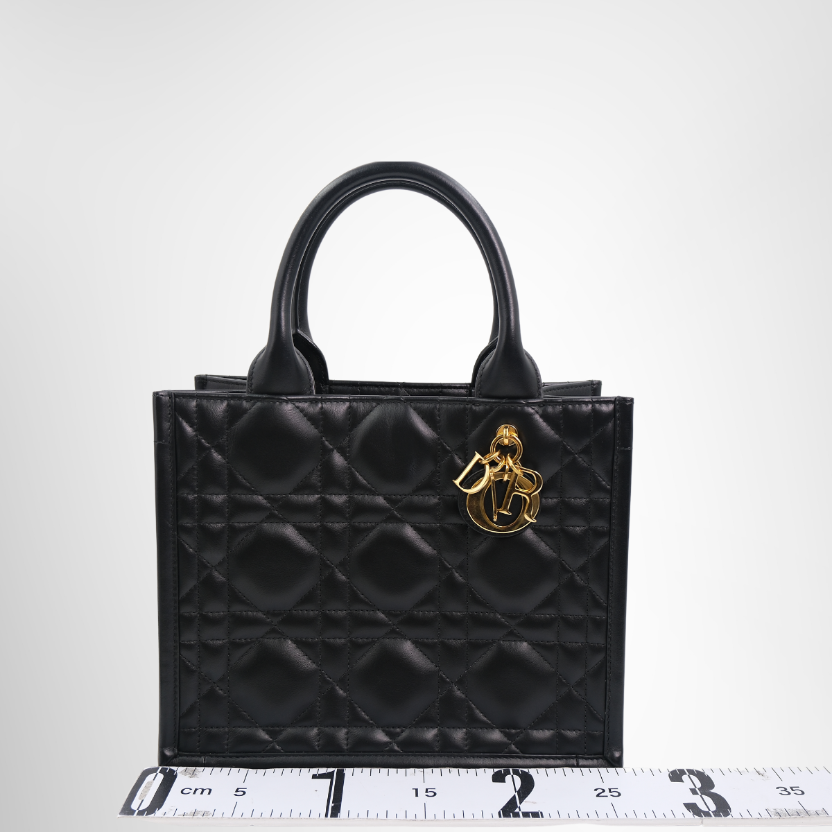 Dior Small Book Tote Black Macrocannage Calfskin – Pre-Owned Luxury Brand Bag – Antonio & Co – Front Page