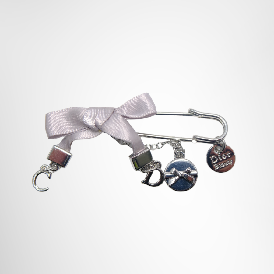 Dior Silver Tone Safety Pin Brooch – Pre-Owned Luxury Accessory – Antonio & Co –Front Page