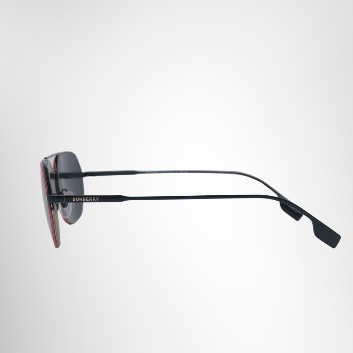 Burberry Henry Dark Grey Navigator Sunglasses – Pre-Owned Luxury Brand Eyewear – Antonio & Co Side Exterior View