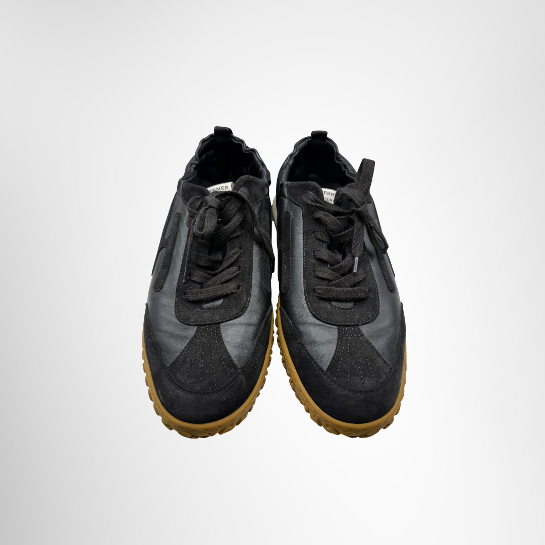 Jet Sneakers