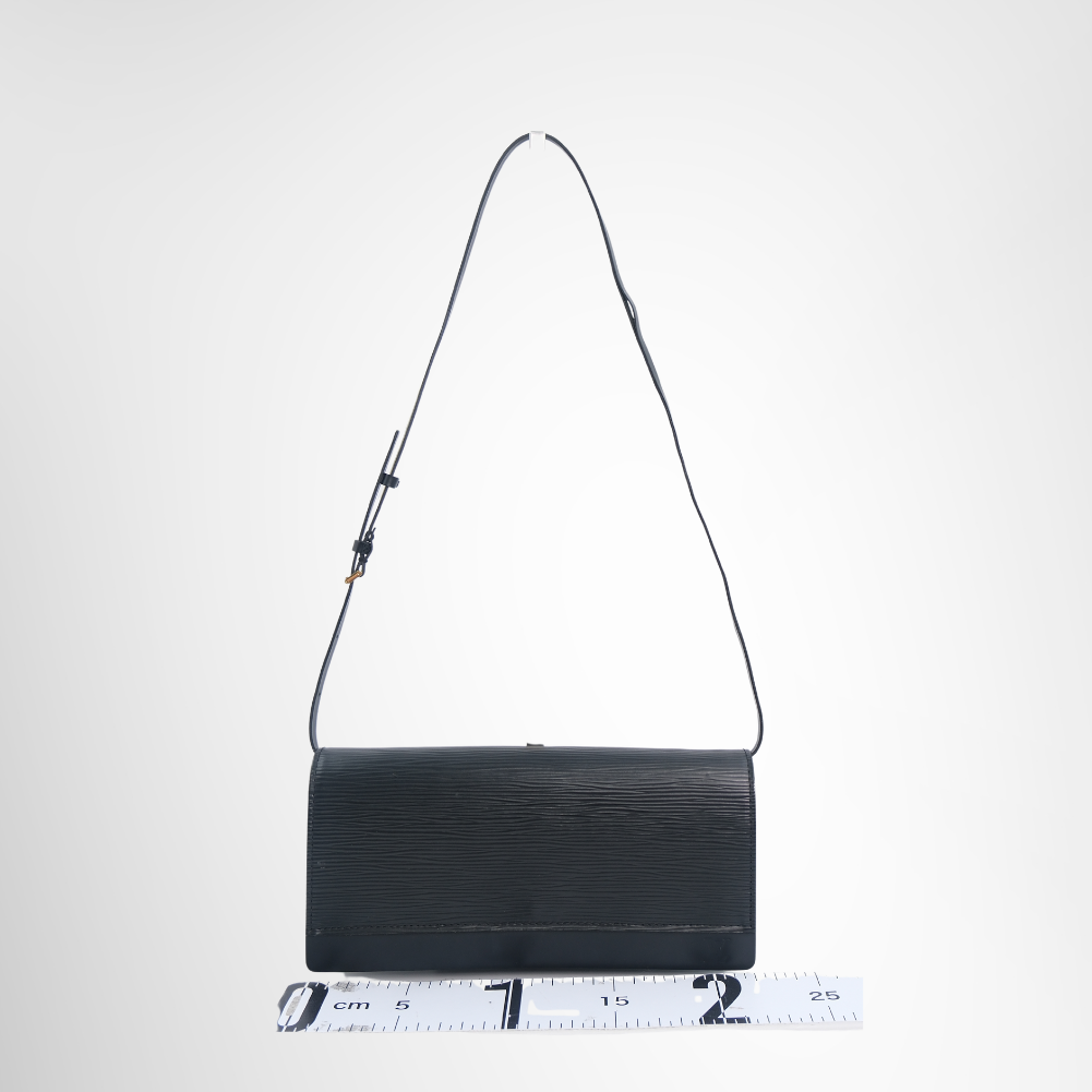 Honfleur Clutch Crafted Black Epi