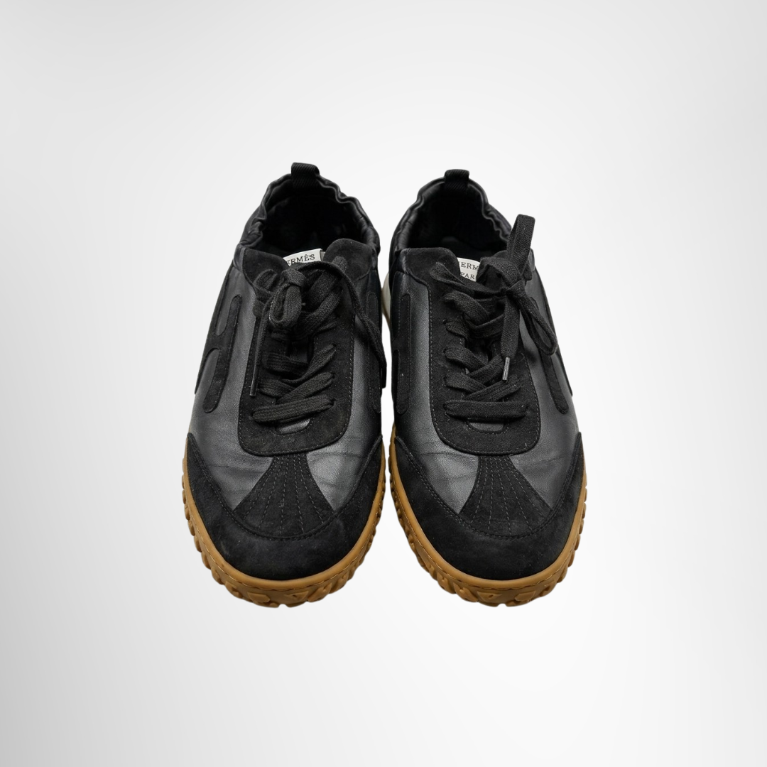 Jet Sneakers