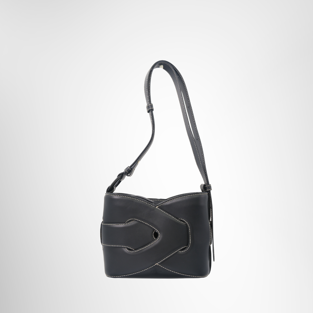 Nodoe Hobo Bag In Black