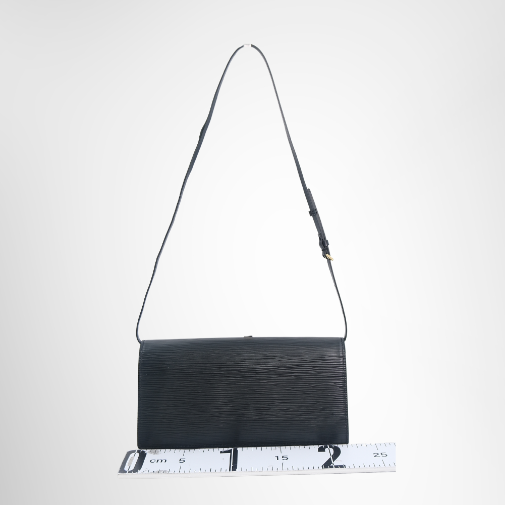Honfleur Clutch Crafted Black Epi
