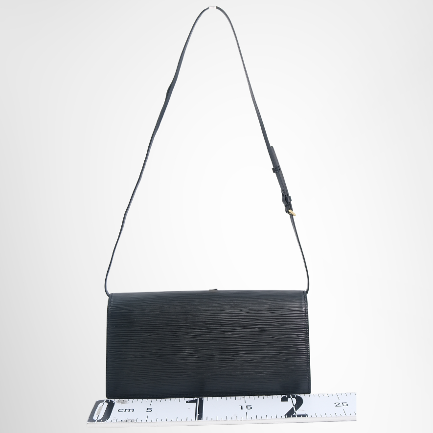 Louis Vuitton Honfleur Clutch Epi Leather