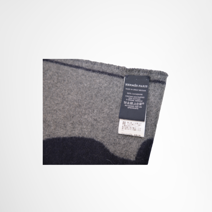 Tete Queue Scarf