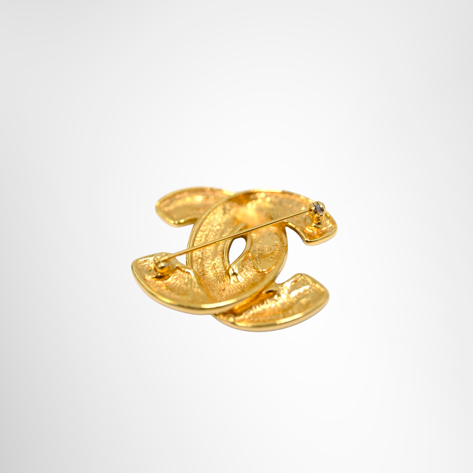 Matelasse Interlocking CC Logo Brooch