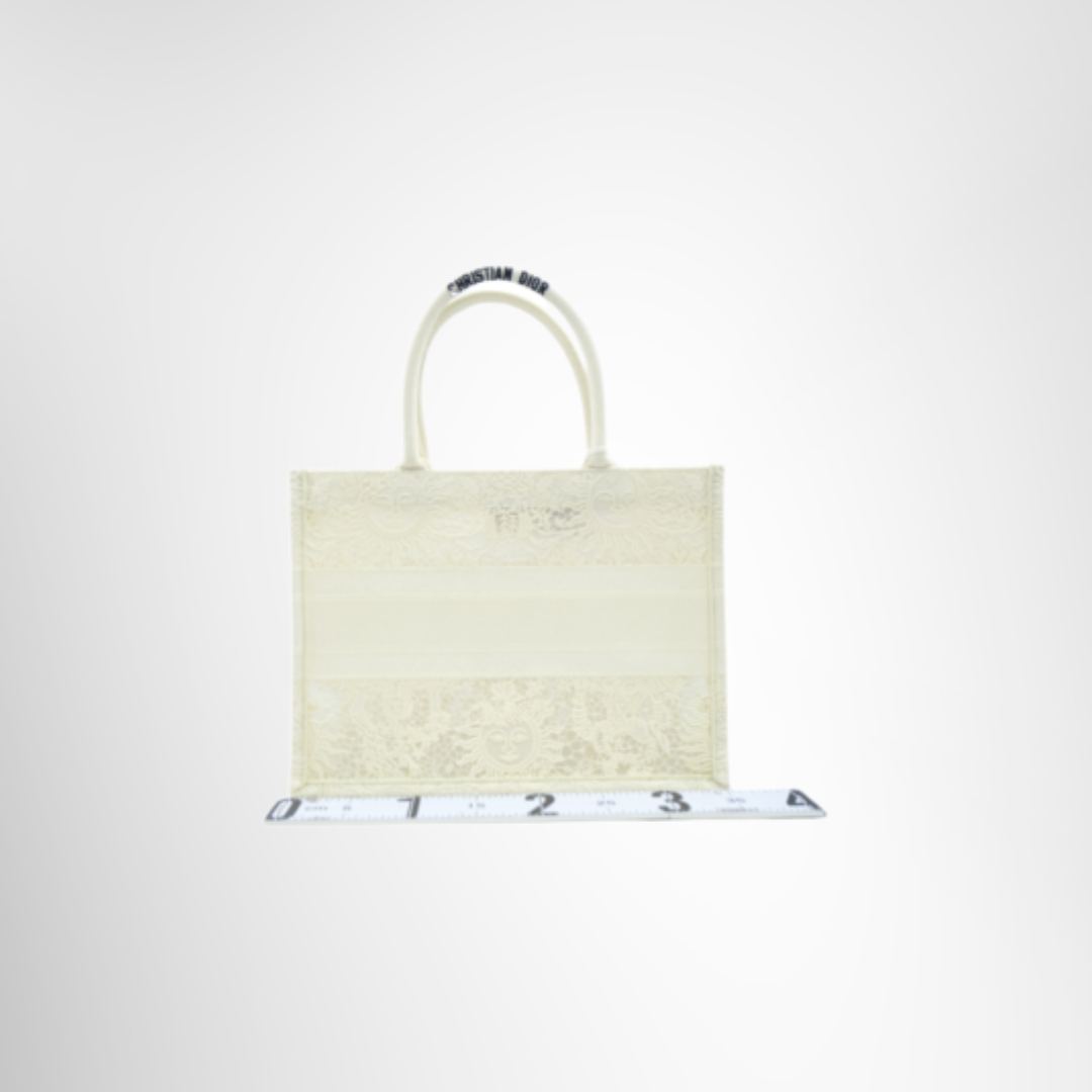 Book Tote White D-Lace