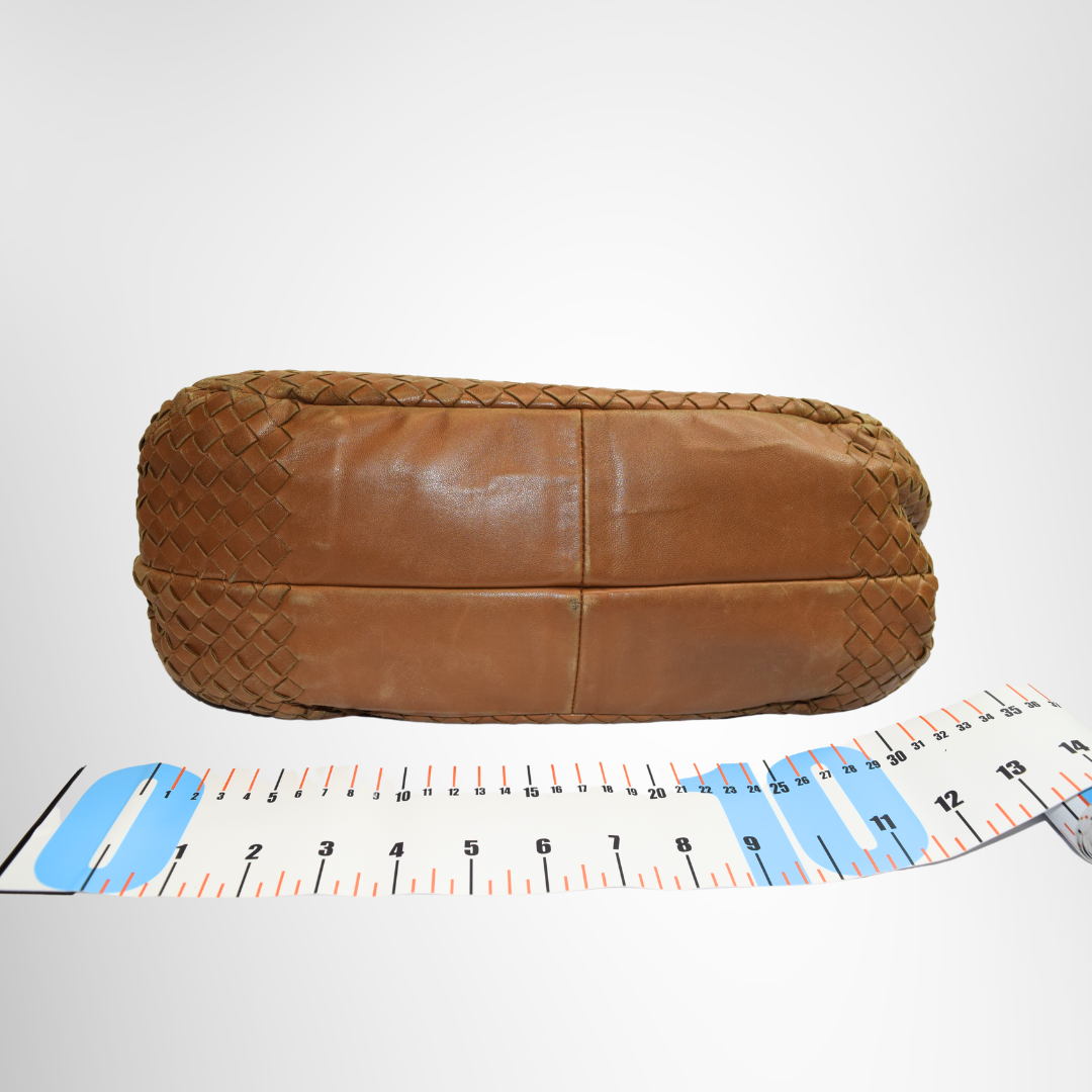Intrecciato Medium Campana Hobo Bag