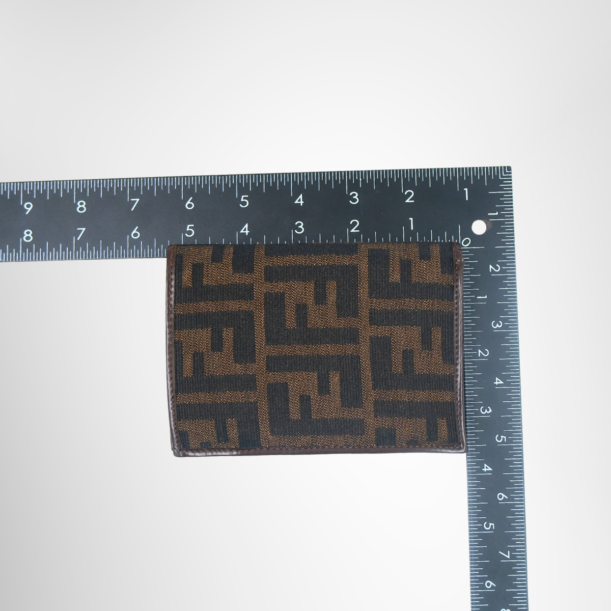 Fendi Zucca FF Logo Canvas Compact Wallet – Pre-Owned Luxury Brand Wallet – Antonio & Co Measurement View