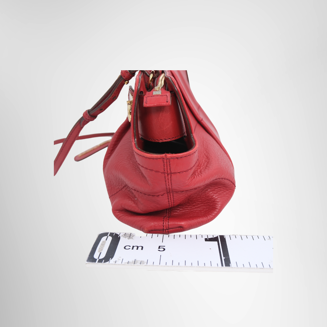 Ferragamo Preowned Luxury Bag Gancini Red Shoulder Bag Side View