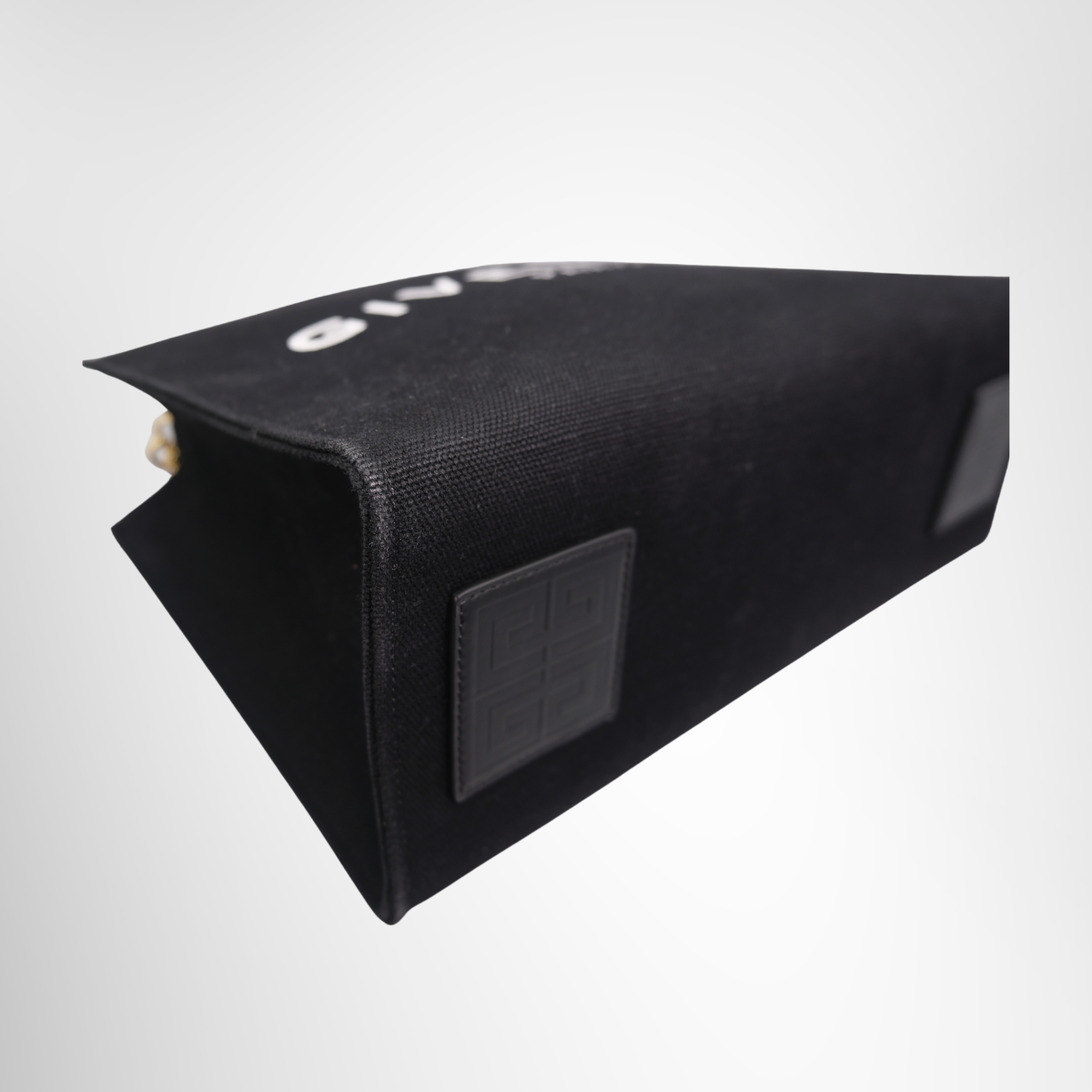 G-Tote Medium Shopping Bag