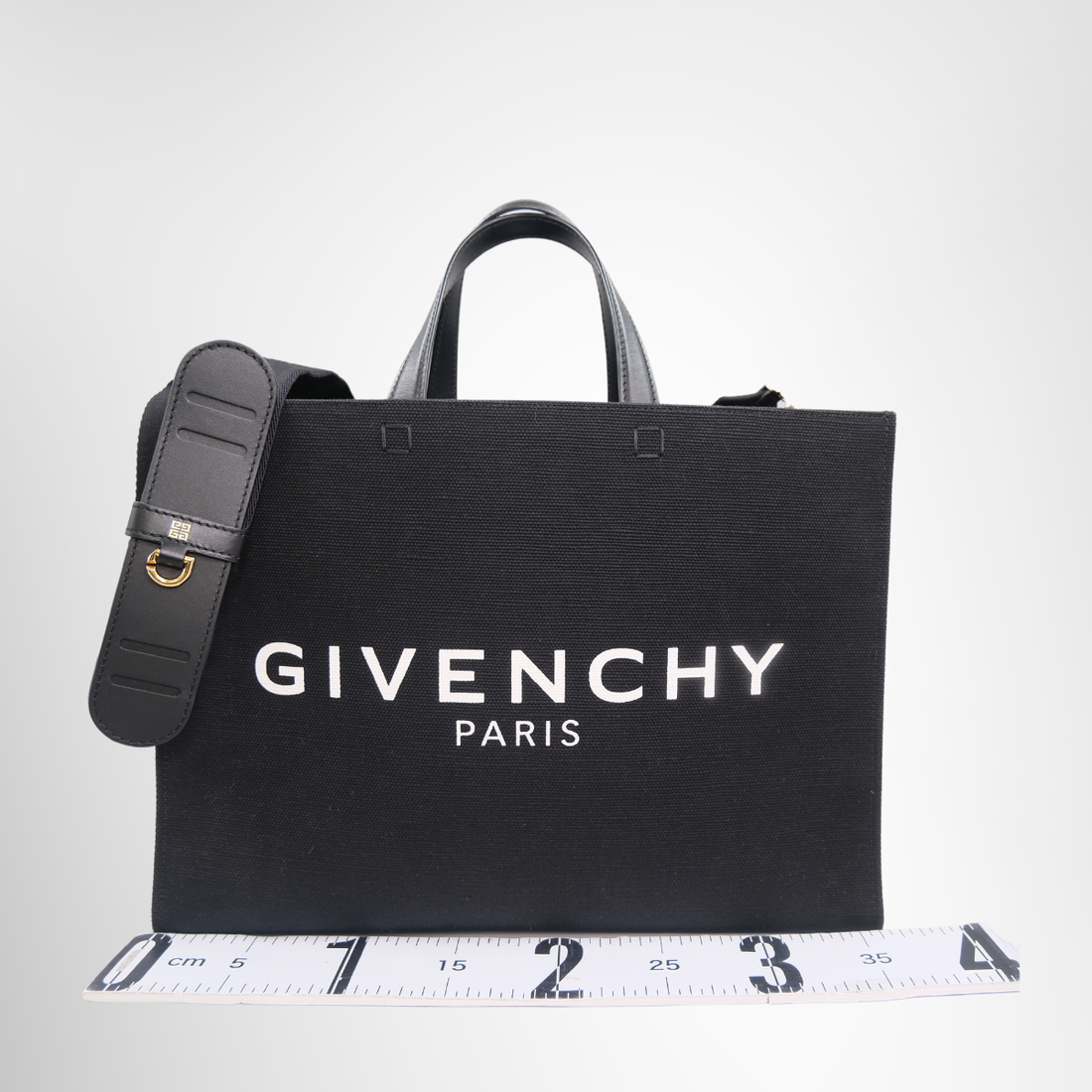 G-Tote Medium Shopping Bag