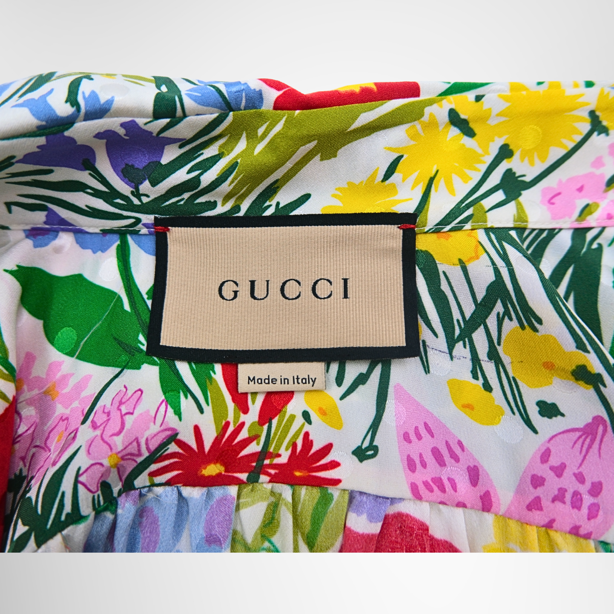Gucci Silk Floral Long Sleeve – Pre-Owned Luxury Brand Apparel – Antonio & Co Tag 