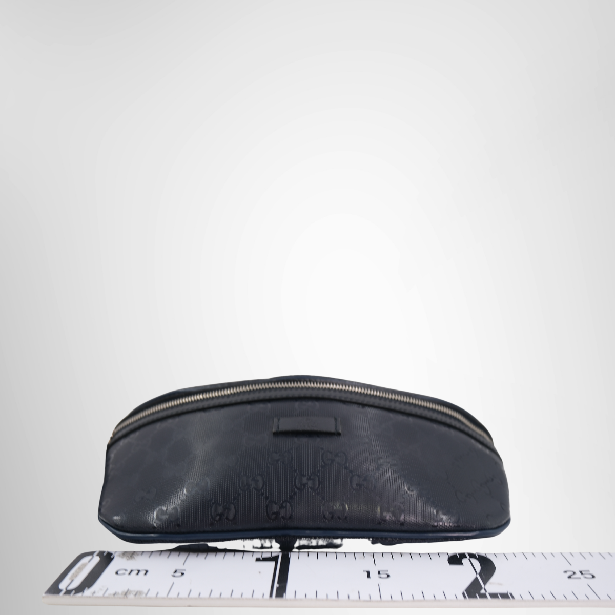 Gucci GG Imprime Waist Bag – Pre-Owned Luxury Brand Bag – Antonio & Co – Bottom View