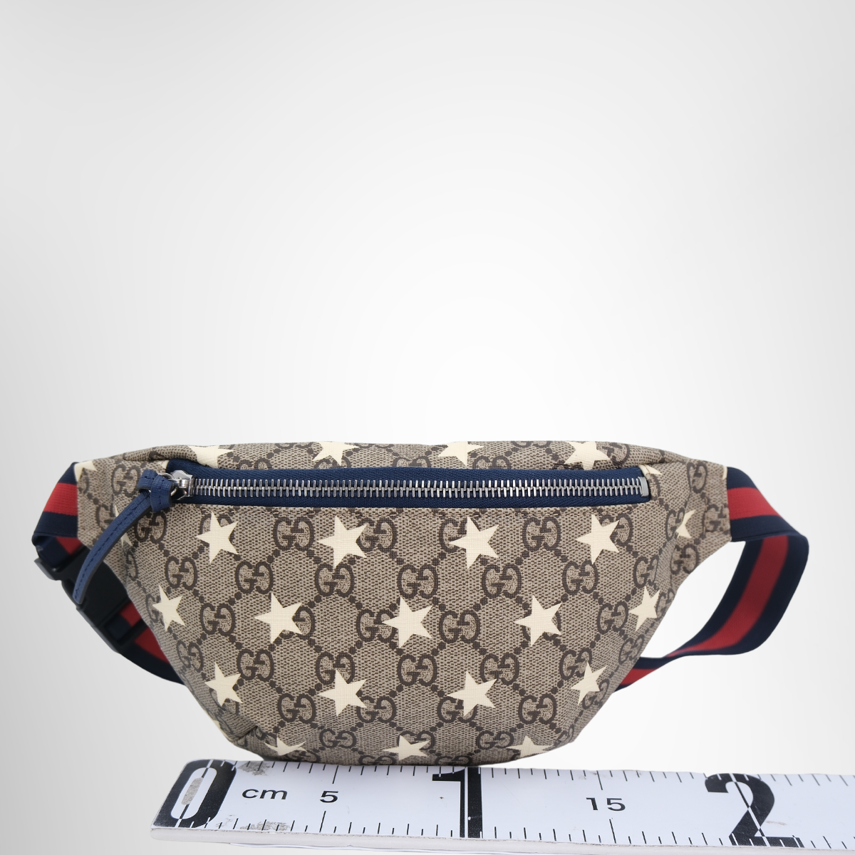 Gucci GG Supreme Stars Web Belt Bag – Pre-Owned Luxury Brand Bag – Antonio & Co –  Frontt Page View