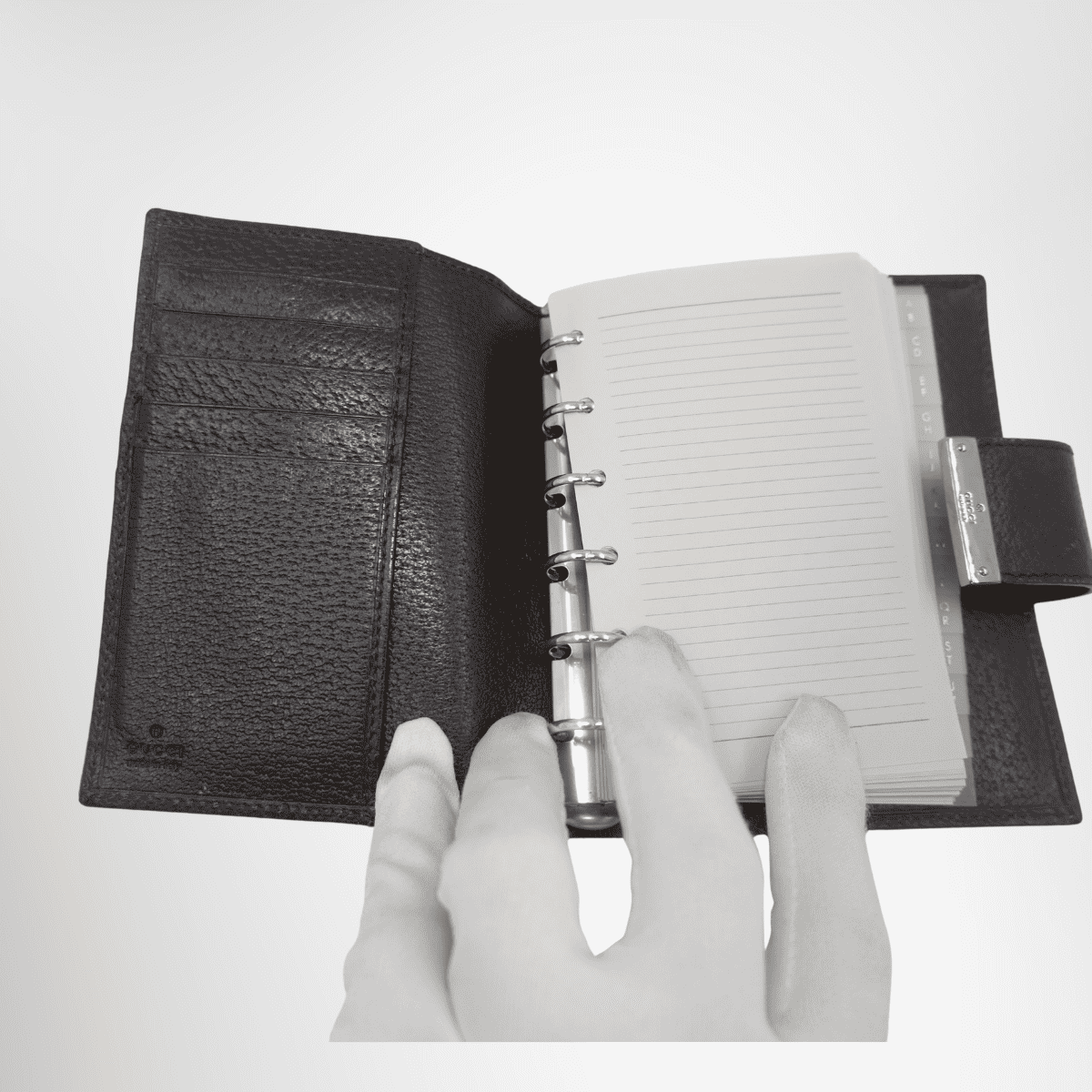 Gucci GG Canvas Agenda Notebook Cover – Pre-Owned Luxury Brand Accessories – Antonio & Co Interior View