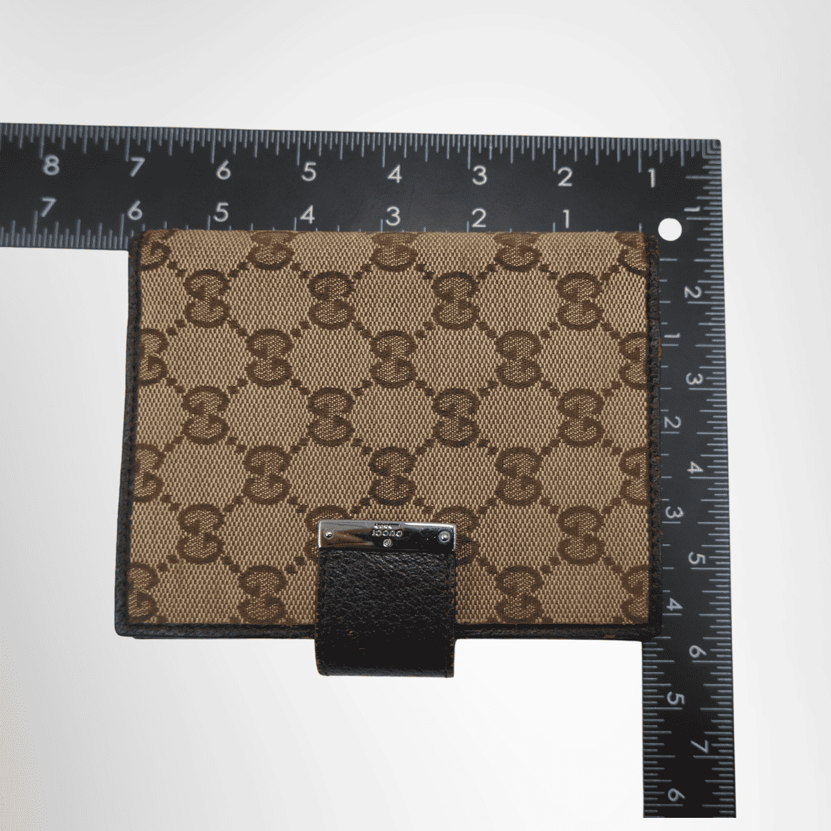Gucci GG Canvas Agenda Notebook Cover – Pre-Owned Luxury Brand Accessories – Antonio & Co Measurement View