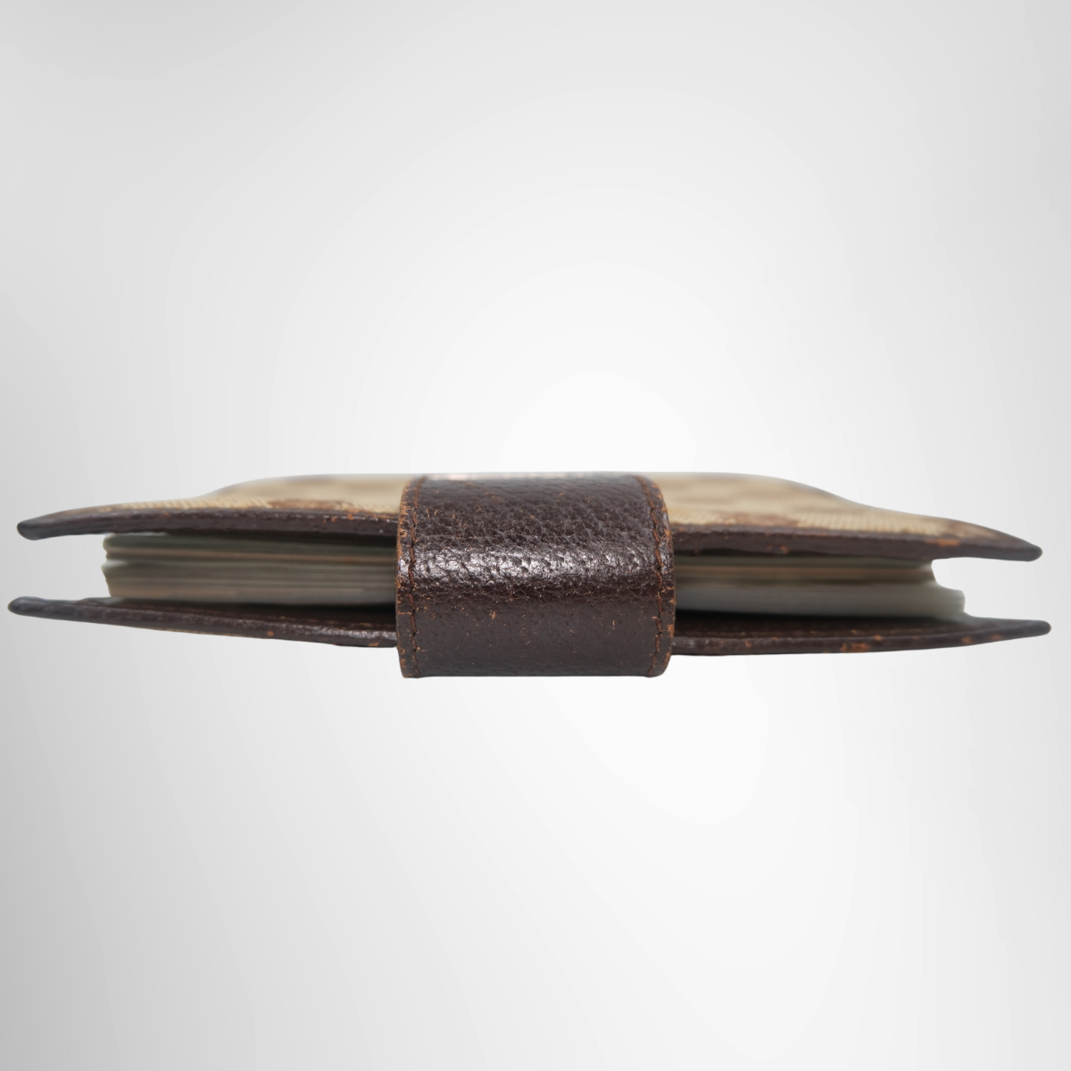 Gucci GG Canvas Agenda Notebook Cover – Pre-Owned Luxury Brand Accessories – Antonio & Co Side View 2