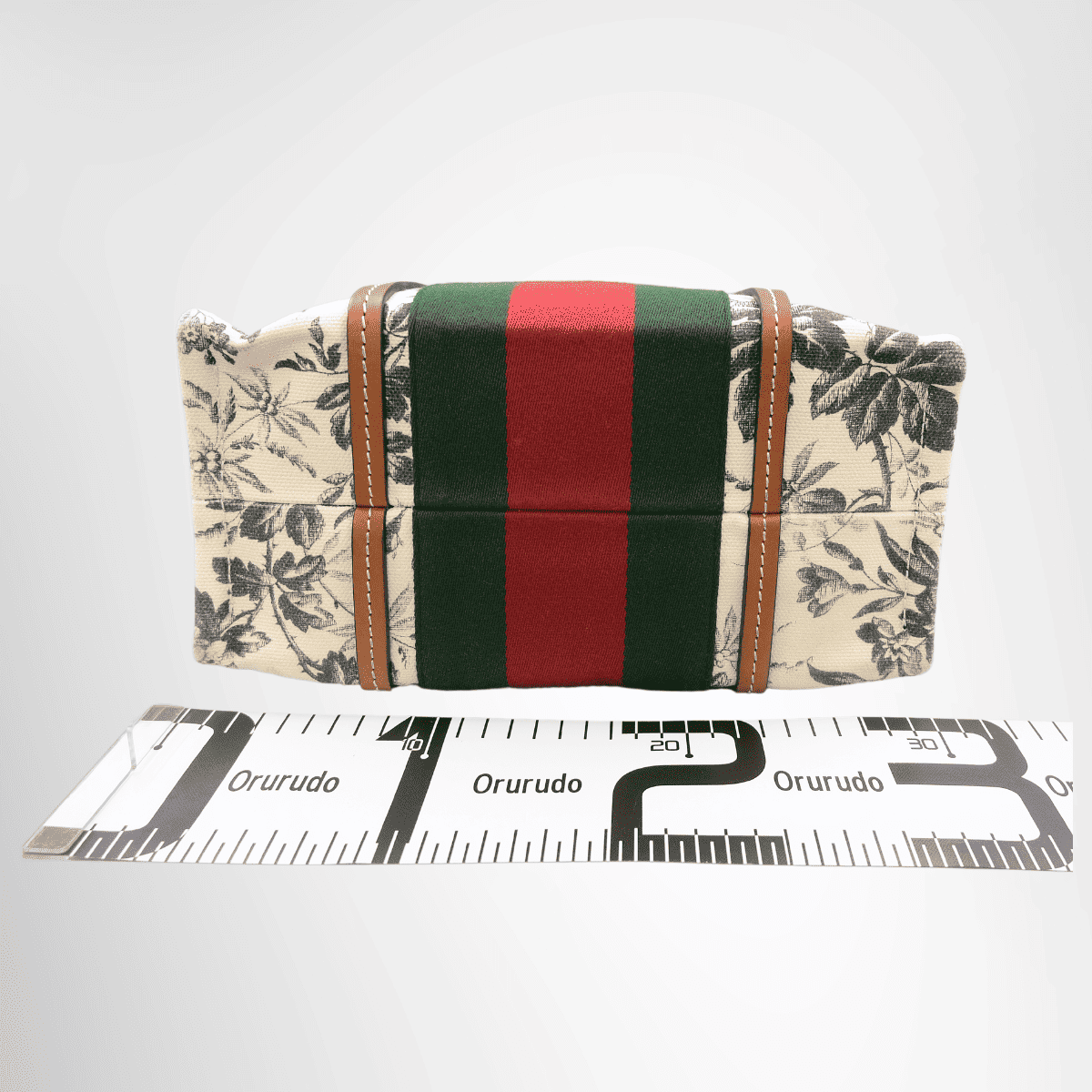 Interlocking GG Small Tote Bag Gucci Interlocking G Small Tote Bag – Floral Print