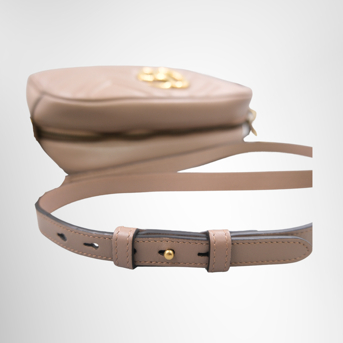 Gucci GG Marmont Camera Bag in Pink Beige