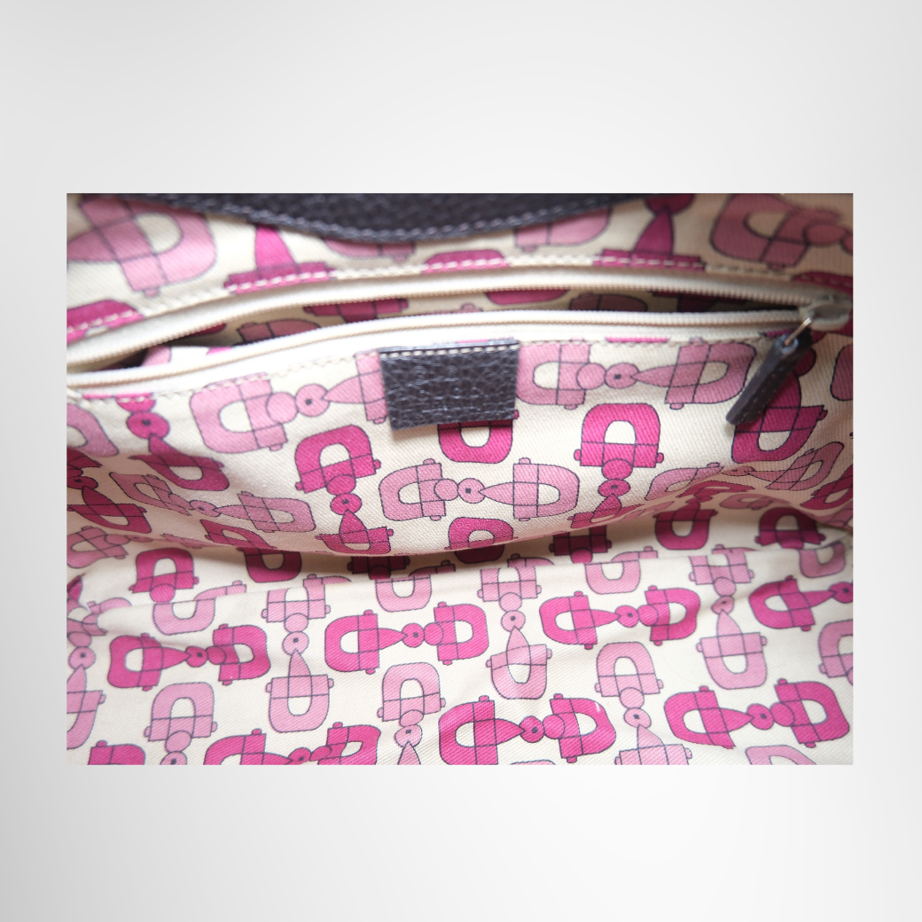 Gucci Preowned Luxury Bag Colbert Hobo Bag Interior View