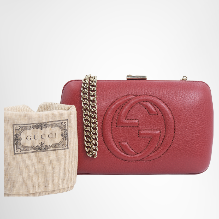 Gucci Preowned Luxury Bag Soho Interlocking G Embossed Chain Clutch Front View 2