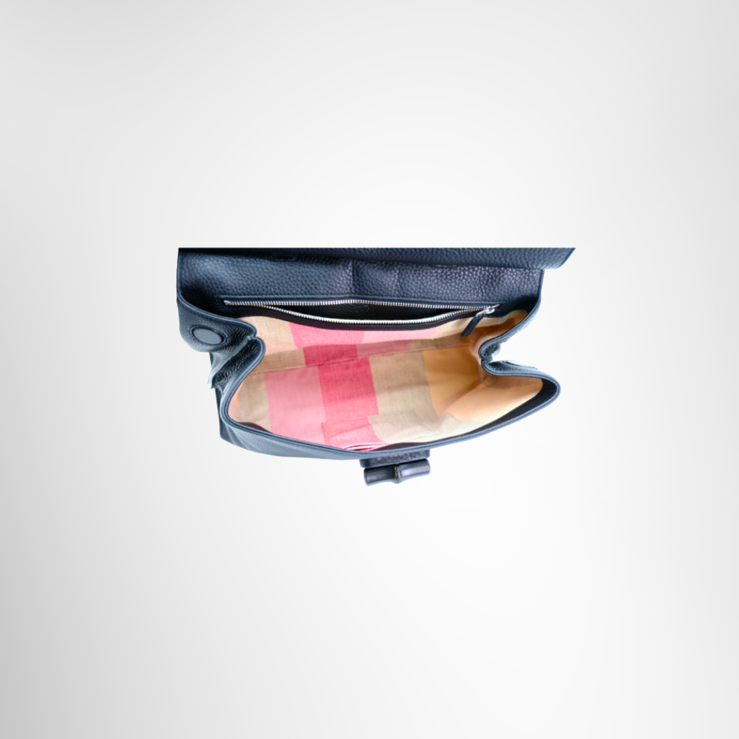Gucci Preowned Luxury Bamboo Top Handle Bag Inside View - Antonio & Co.