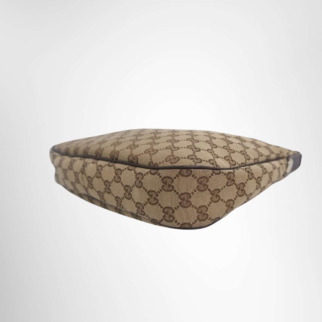 Gucci Preowned Luxury One-Shoulder Bag Bottom Side View1 - Antonio & Co.