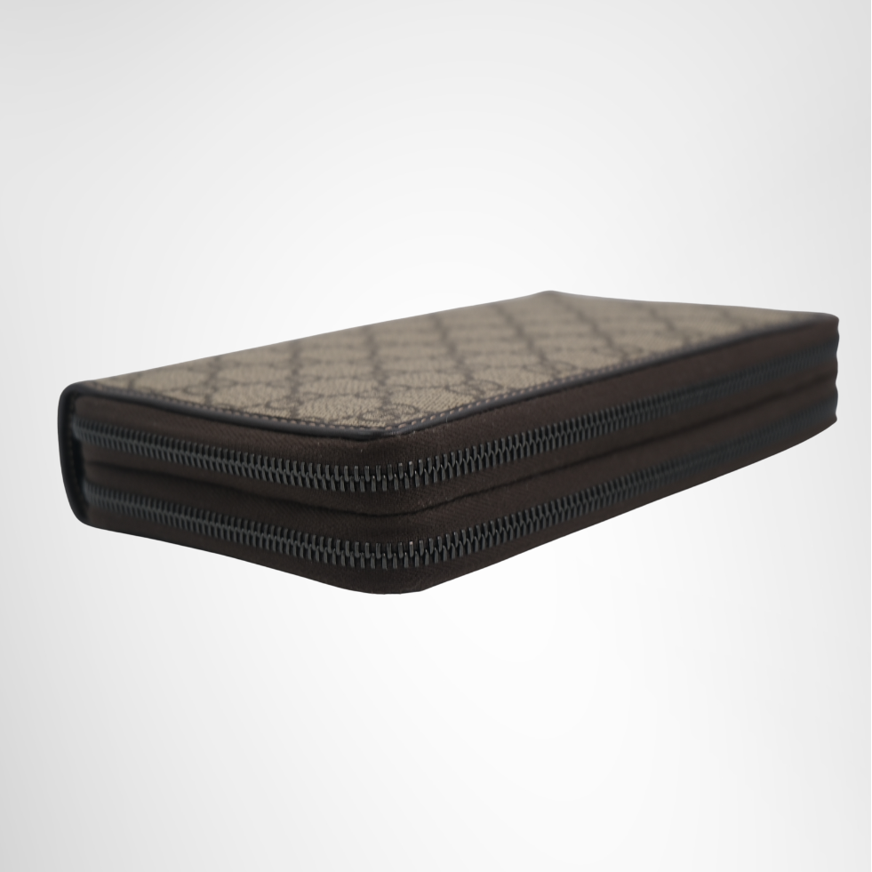 Gucci Preowned Luxury Round Zip Wallet Side View 2