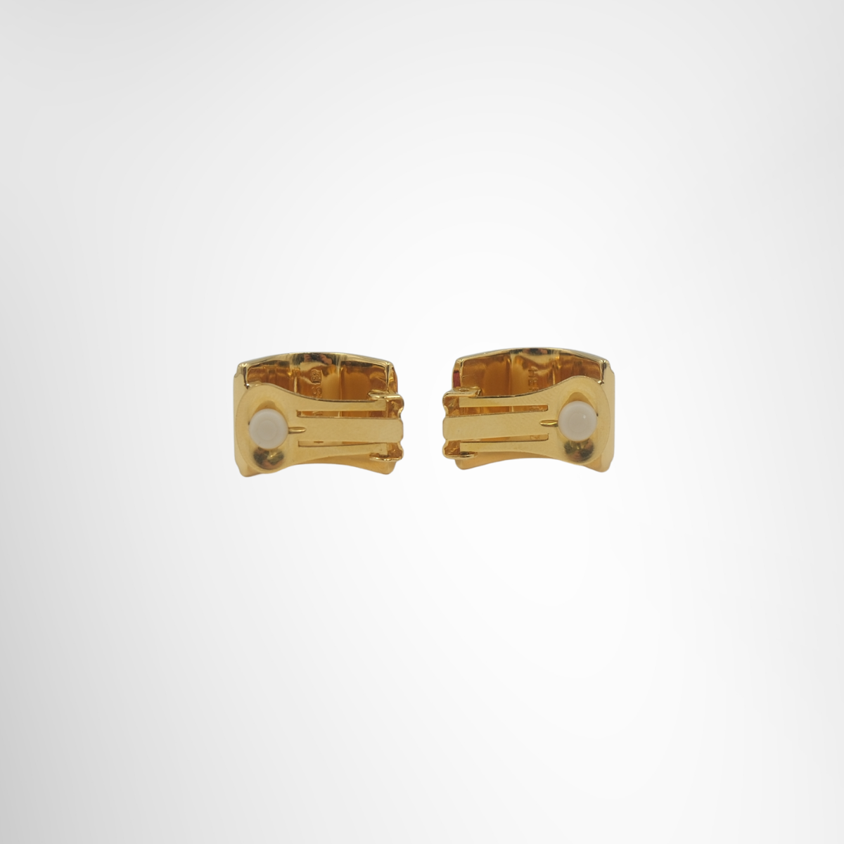 Hermès Enamel Cloisonné Ear-Clip – Pre-Owned Luxury Accessories – Antonio & Co Back View