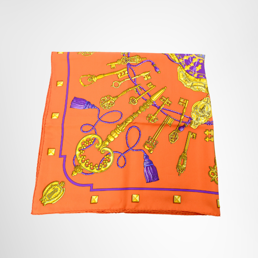 Hermes Preowned Luxury 90 Les Cles Silk Scarf Folded View - Antonio & Co.