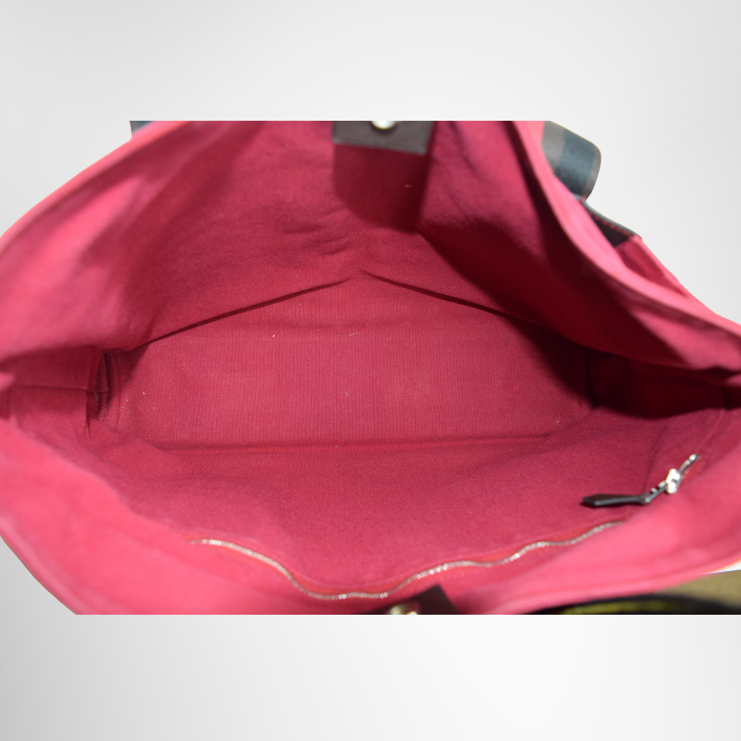 Hermes Preowned Luxury Troca MM Horizontal Tote Bag Interior View
