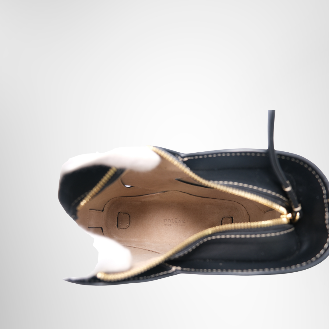 Nodoe Hobo Bag In Black