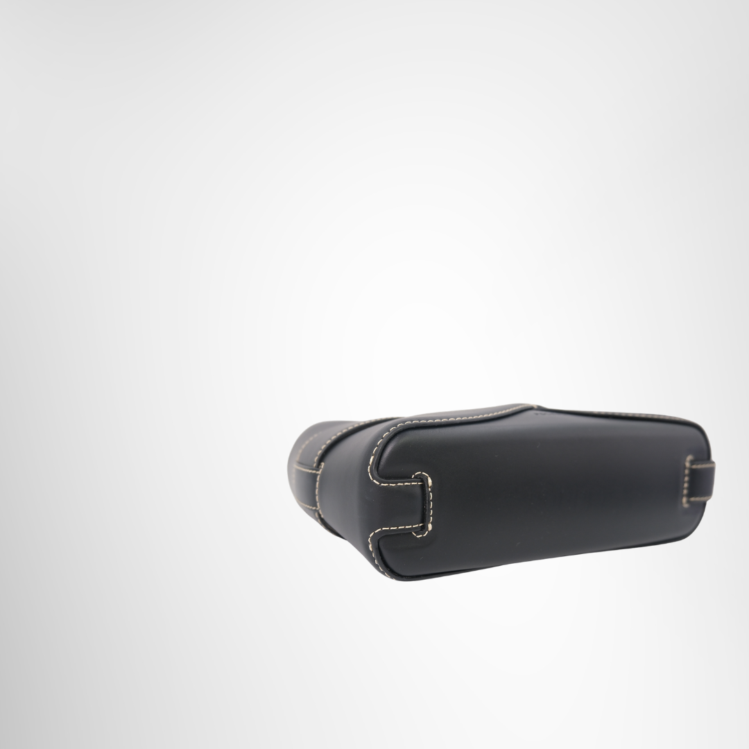Nodoe Hobo Bag In Black