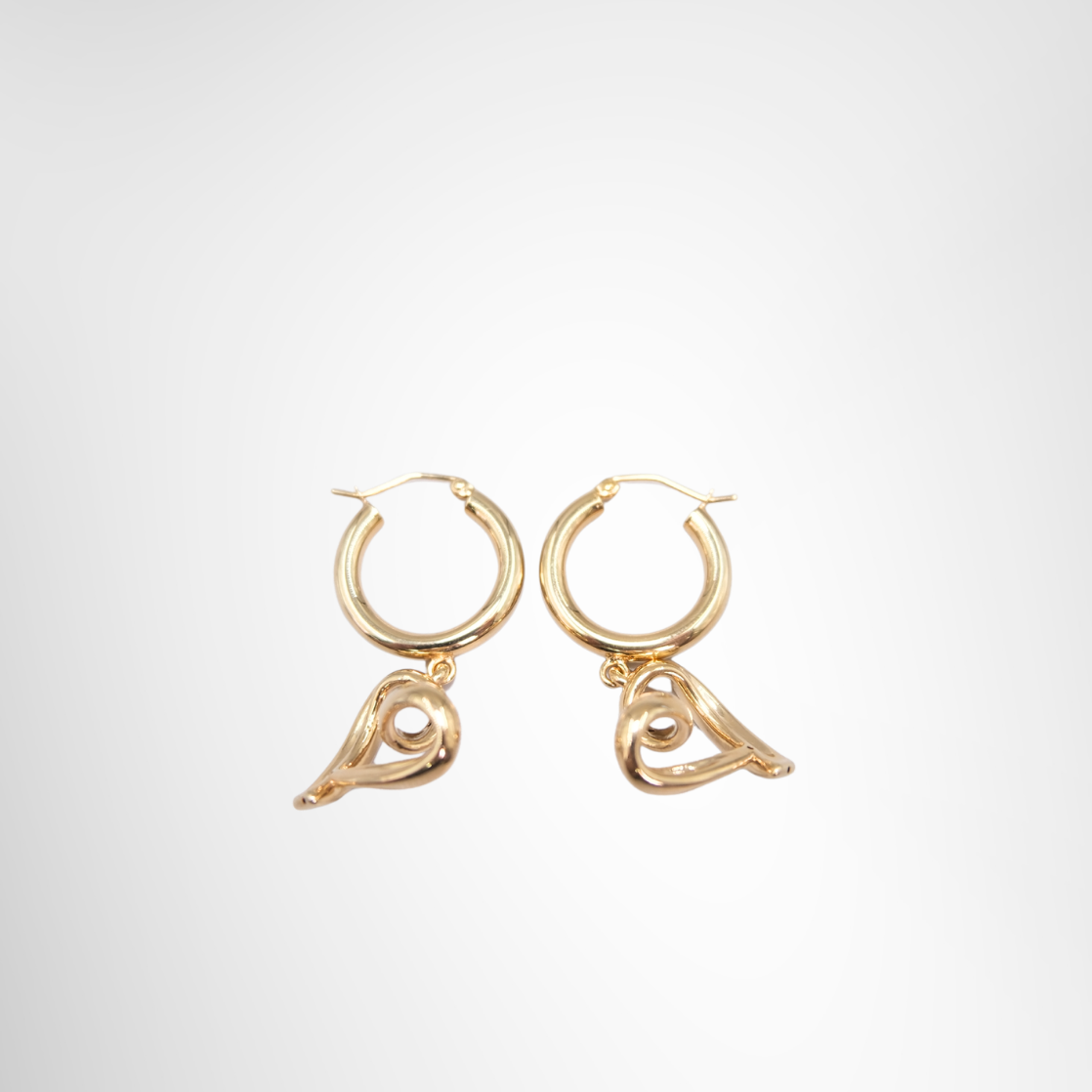 K18 Brand New Dangling Heart Earrings