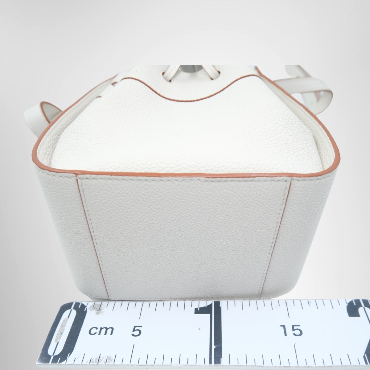Loewe Mini Hammock Drawstring Bag – Pre-Owned Luxury Brand Bag – Antonio & Co Bottom View 